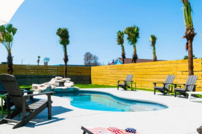 SE1810 Spacious Stilt Home Close to the Beach, Private Heated & Cooled Pool
